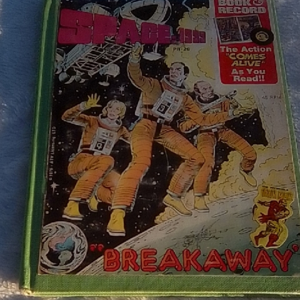 Space 1999 Breakaway Vinyl Record with Green and Orange Cover Comic Book